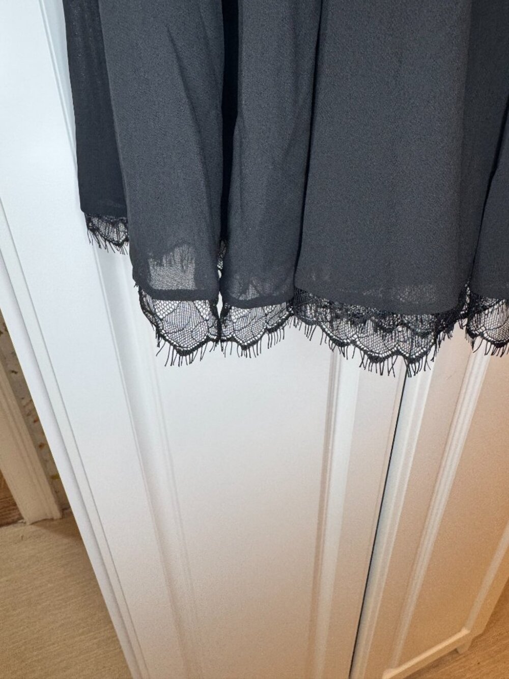 Dress the Population Alicia Dress | Black Chiffon Lace Midi | Size Small - Picture 6 of 10